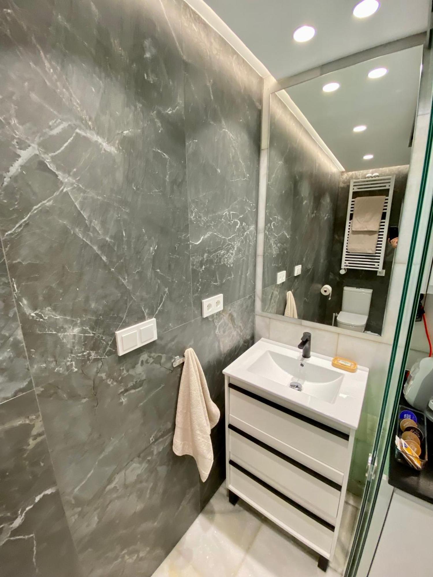 Airva: Bajada De La Libertad Apartamento *